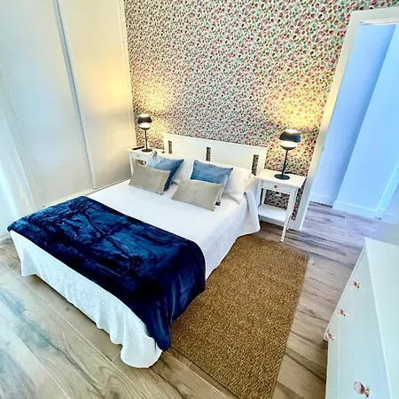 Luxury Sea Front V Apartamento